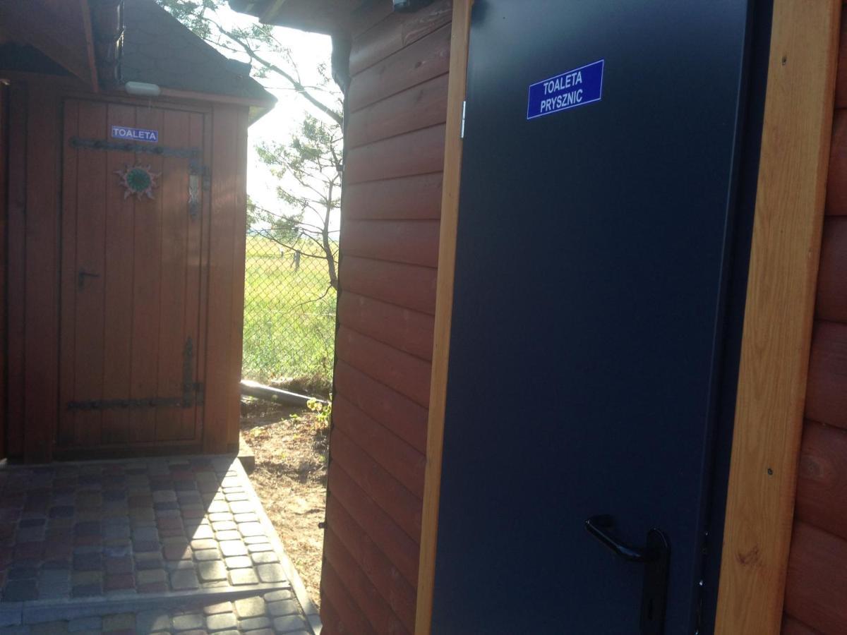 Pole Namiotowe Nad Rzeka Biebrza W Goniadzu Goniądz